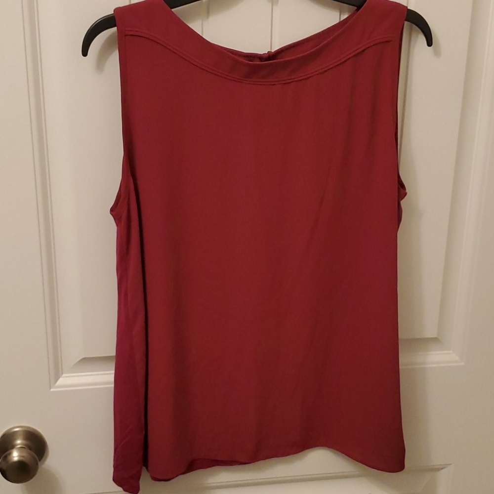 Loft sleeveless mixed media shell blouse size L